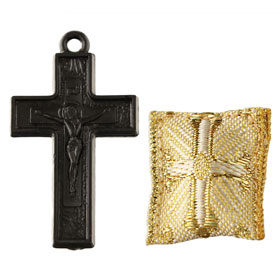 Plastic Cross Pendant w/ Fabric Amulet (29mm)